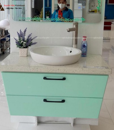 Tủ chậu rửa mặt tông xanh ngọc có sẵn LBK1004S