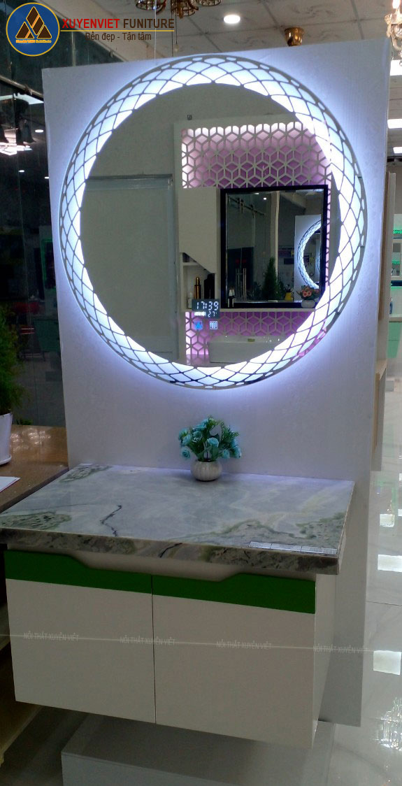 Hình ảnh bộ tủ lavabo cao cấp bằng nhựa được bày bán sẵn tại showroom Xuyên Việt